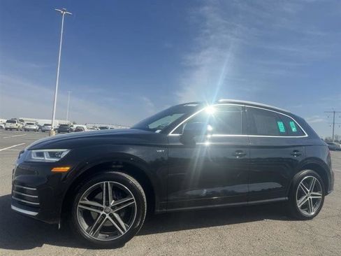 Used 2018 Audi SQ5 Premium Plus w/ Navigation Package image 2