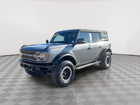 Used 2022 Ford Bronco Badlands w/ Sasquatch Package image 4