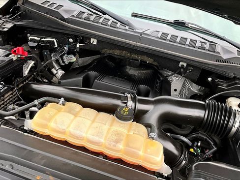 Used 2018 Ford F150 XLT AWD/4WD image 35