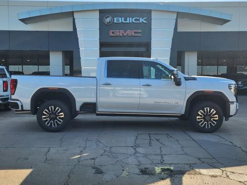 New 2026 GMC Sierra 2500 Denali Ultimate w/ Max Trailering Package AWD/4WD image 2