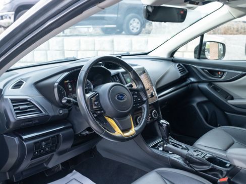 Used 2022 Subaru Crosstrek 2.5i Sport w/ Moonroof Package image 16