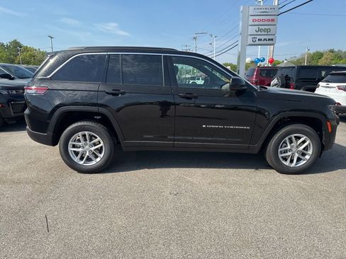 New 2026 Jeep Grand Cherokee Laredo AWD/4WD image 6