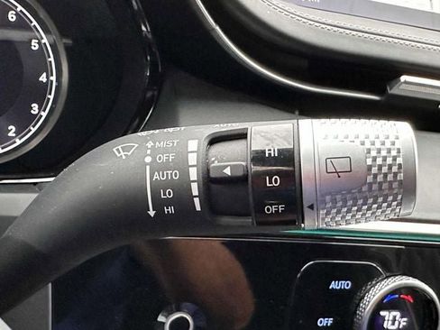 Used 2025 Genesis GV70 3.5T Sport w/ Sport Advanced Package image 30