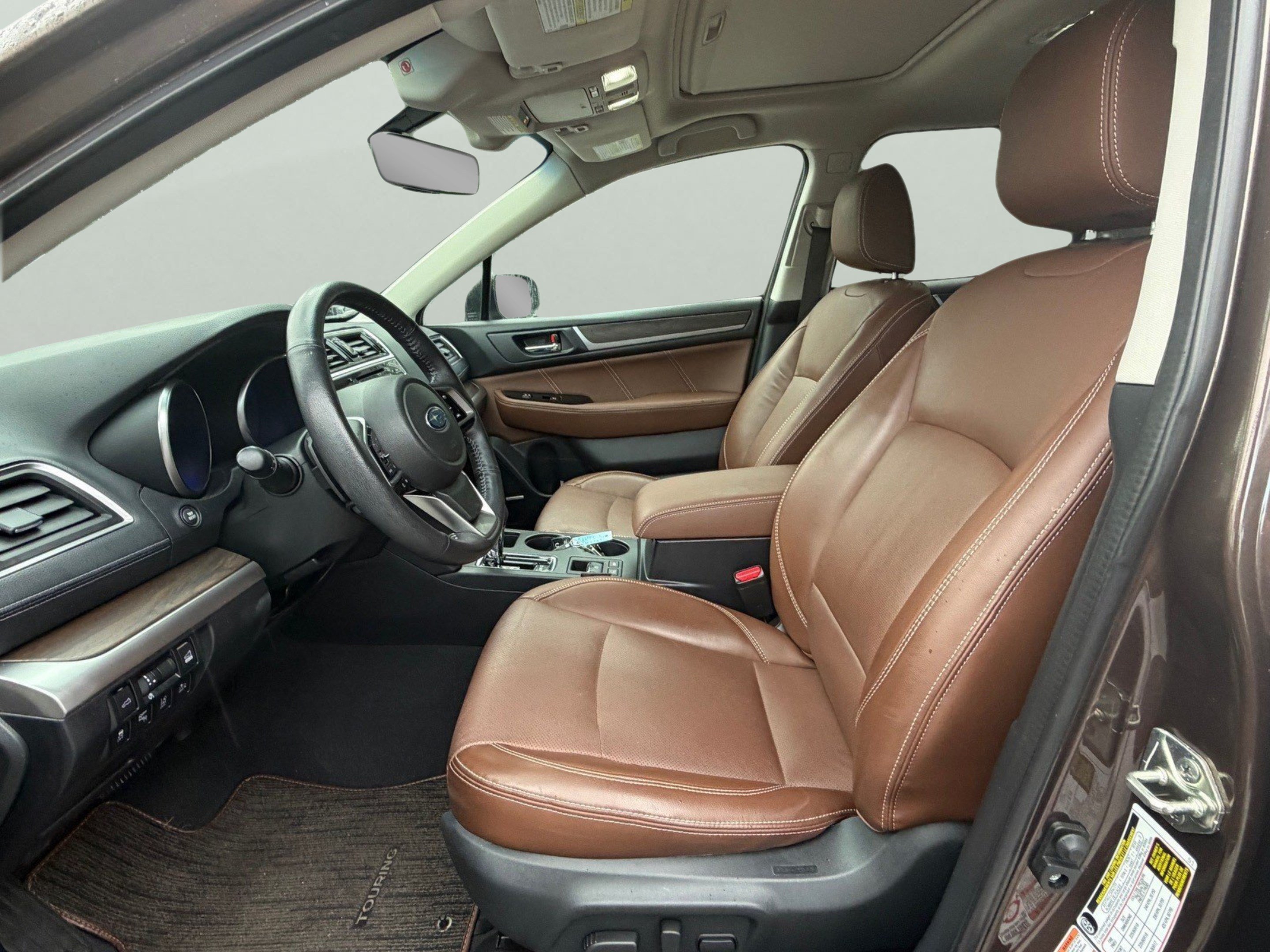 Used 2019 Subaru Outback 3.6R Touring AWD/4WD image 13