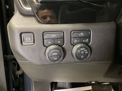 Used 2023 Chevrolet Silverado 1500 RST w/ Protection Package image 17