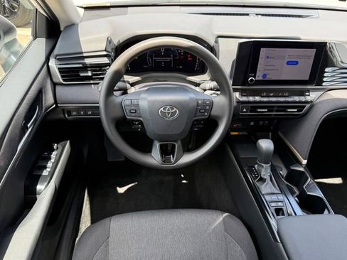 Used 2026 Toyota Camry LE FWD image 24