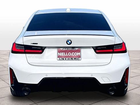 Used 2025 BMW 330i xDrive Sedan w/ M Sport Package AWD/4WD image 8