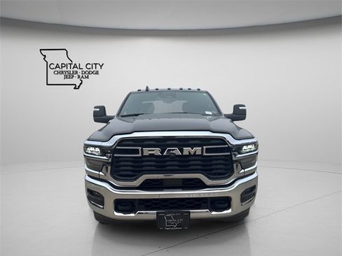 Used 2025 RAM 2500 Big Horn image 3