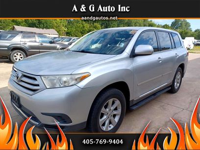 Used 2012 Toyota Highlander SE w/ Tow Pkg