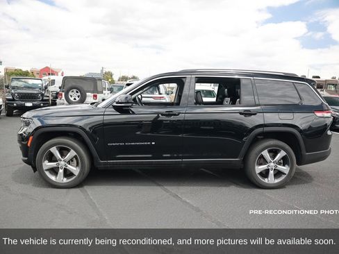 Used 2021 Jeep Grand Cherokee L Limited RWD image 2