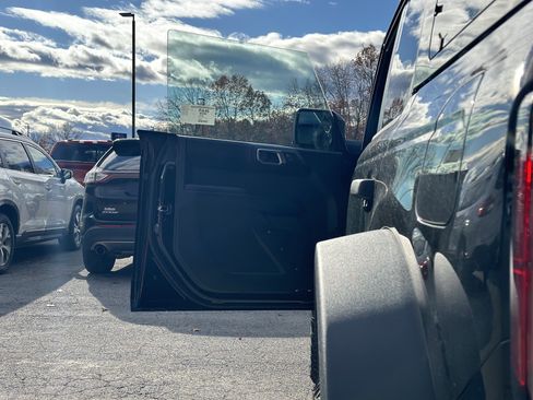 New 2025 Ford Bronco Badlands w/ Sasquatch Package image 20