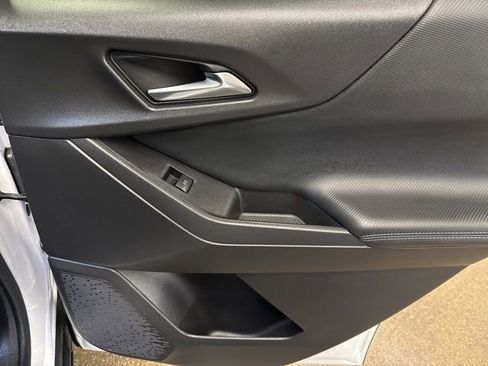 Used 2026 Chevrolet Equinox LT w/ LPO, Floor Liner Package AWD/4WD image 23