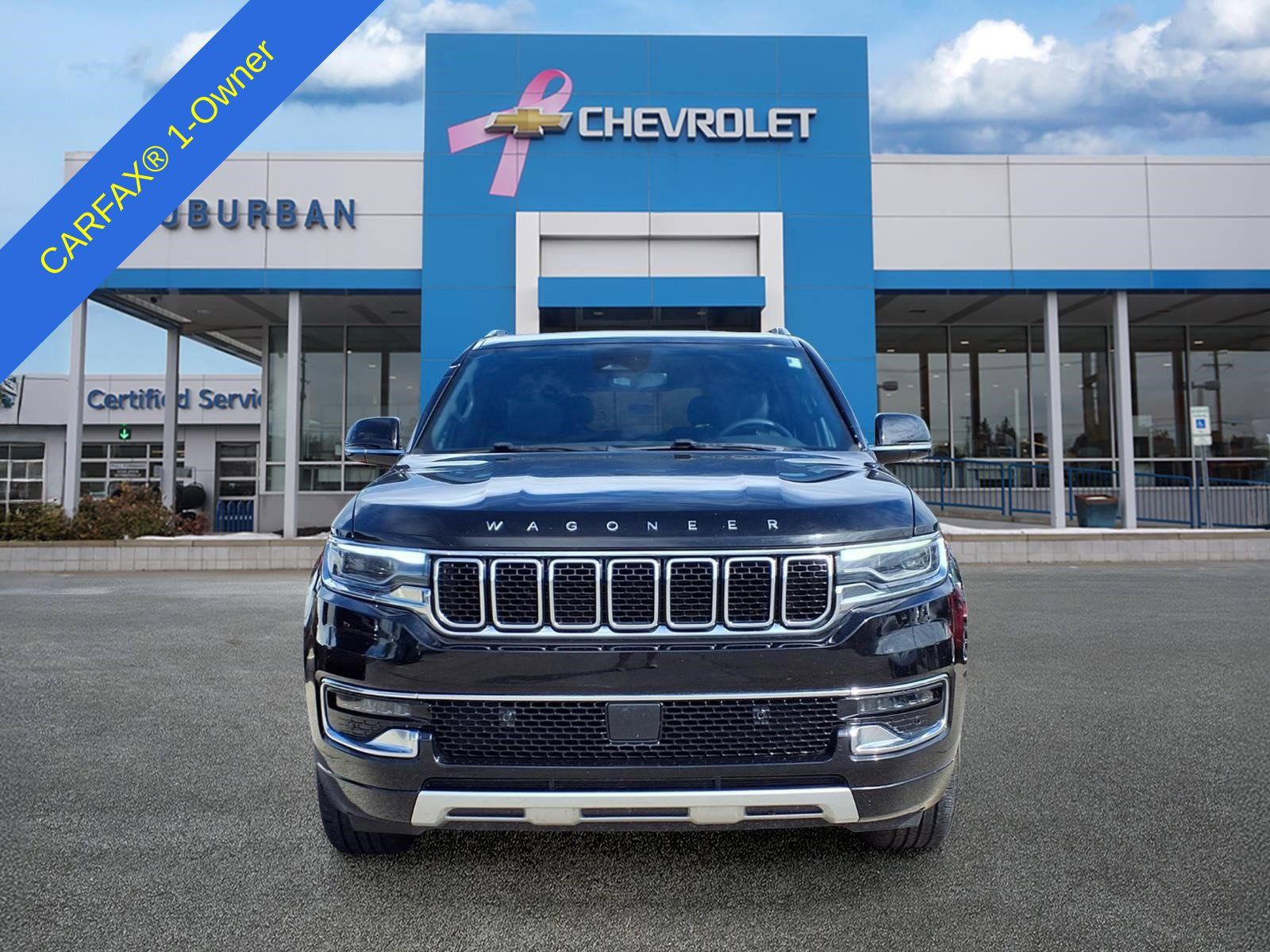 Used 2024 Jeep Wagoneer L Series II w/ Flexible Seating Group RWD image 2