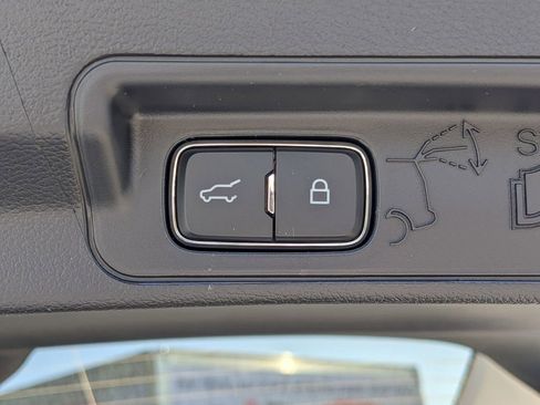 New 2026 Ford Explorer Active image 13