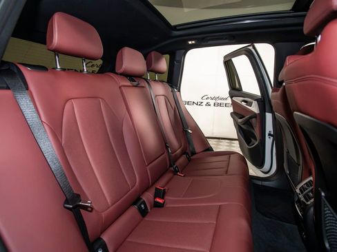 Used 2024 BMW X3 M40i w/ Premium Package image 17