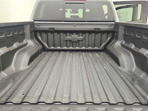 New 2026 Chevrolet Colorado LT w/ LT Convenience Package AWD/4WD image 19