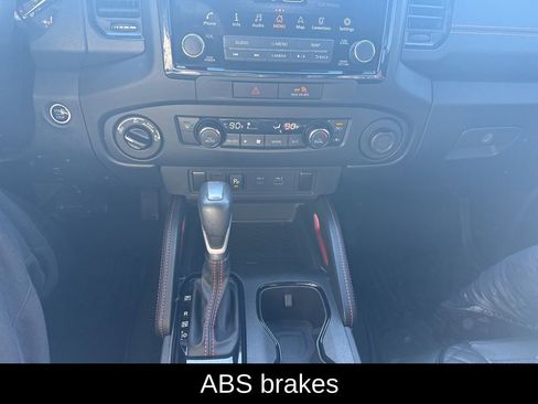 Used 2023 Nissan Frontier PRO-4X image 11