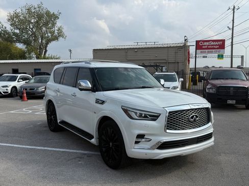 Used 2019 INFINITI QX80 Luxe w/ Proactive Package image 2