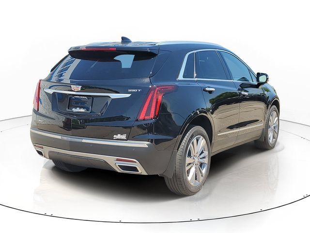 Certified 2025 Cadillac XT5 Premium Luxury w/ LPO, Floor Liner Package AWD/4WD image 3