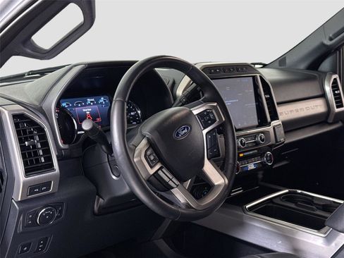 Used 2022 Ford F350 Platinum w/ FX4 Off-Road Package AWD/4WD image 15