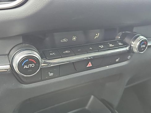 Used 2025 MAZDA CX-30 AWD 2.5 S w/ Preferred Package image 17