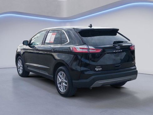 Used 2023 Ford Edge SEL w/ Convenience Package image 4