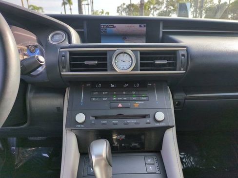 Used 2015 Lexus RC 350 image 22