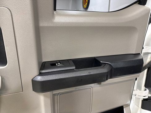 Used 2018 Ford F350 XL image 63