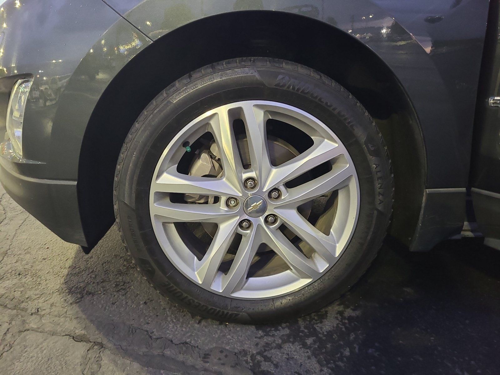 Used 2020 Chevrolet Equinox Premier AWD/4WD image 26