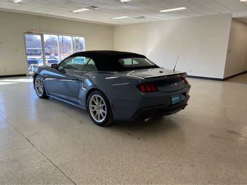 Used 2024 Ford Mustang GT Premium image 16
