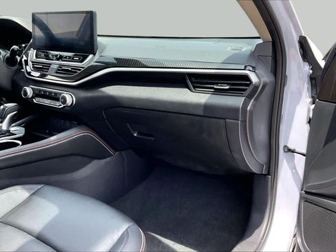 Used 2024 Nissan Altima 2.5 SR w/ SR Premium Package FWD image 19