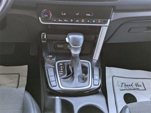 Used 2022 Kia Seltos S image 16