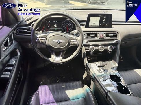 Used 2021 Genesis G70 2.0T w/ Elite Package RWD image 9