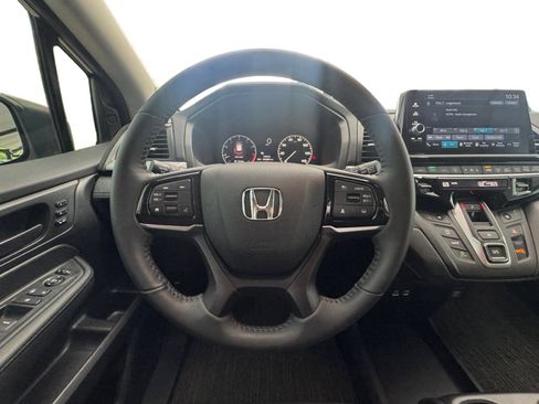 Used 2026 Honda Odyssey EX-L image 14