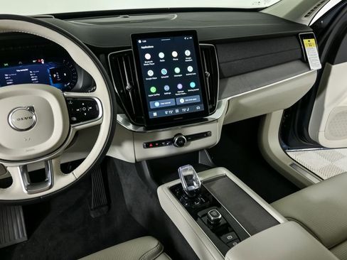 Used 2026 Volvo XC90 B6 Ultra w/ Protection Package image 14