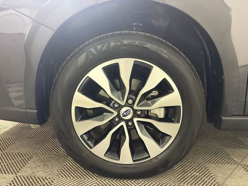 Used 2023 Subaru Outback Touring XT AWD/4WD image 6
