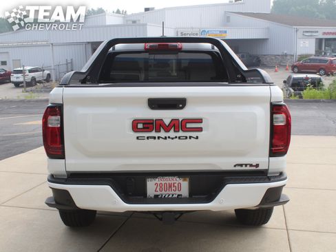 Certified 2025 GMC Canyon AT4 AWD/4WD image 5