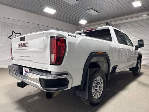 Used 2022 GMC Sierra 2500 SLE AWD/4WD image 8