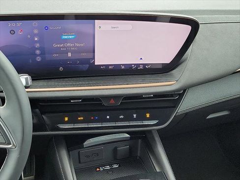 Used 2025 Buick Envision Sport Touring AWD/4WD image 14