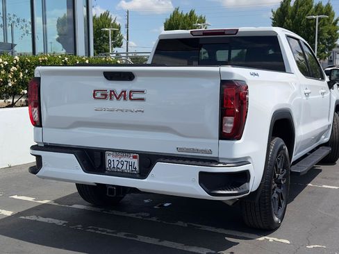 Used 2026 GMC Sierra 1500 Elevation w/ Elevation Premium Package AWD/4WD image 5