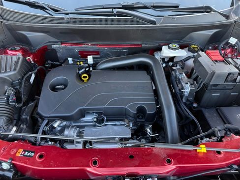 Used 2025 Chevrolet Equinox RS w/ Convenience Package III image 29