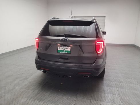 Used 2019 Ford Explorer XLT w/ Equipment Group 202A FWD image 7