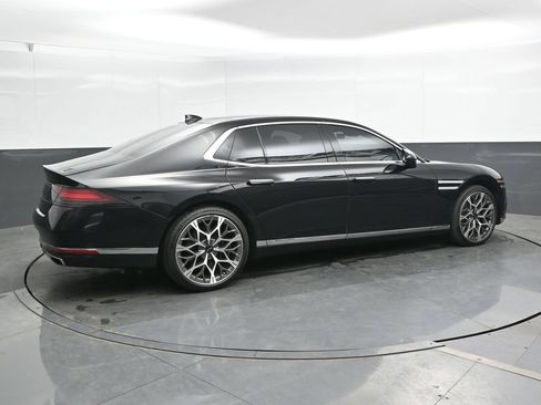 Used 2023 Genesis G90 3.5T AWD/4WD image 3