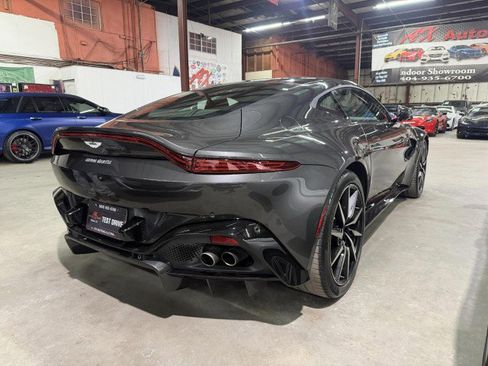 Used 2019 Aston Martin V8 Vantage Coupe image 5