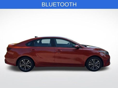 Used 2023 Kia Forte LXS w/ LXS Technology Package image 2