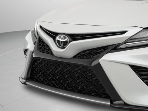 Used 2020 Toyota Camry XSE FWD image 55