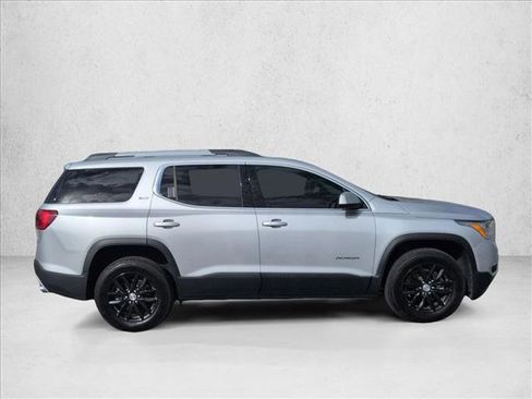 Used 2019 GMC Acadia SLT image 4