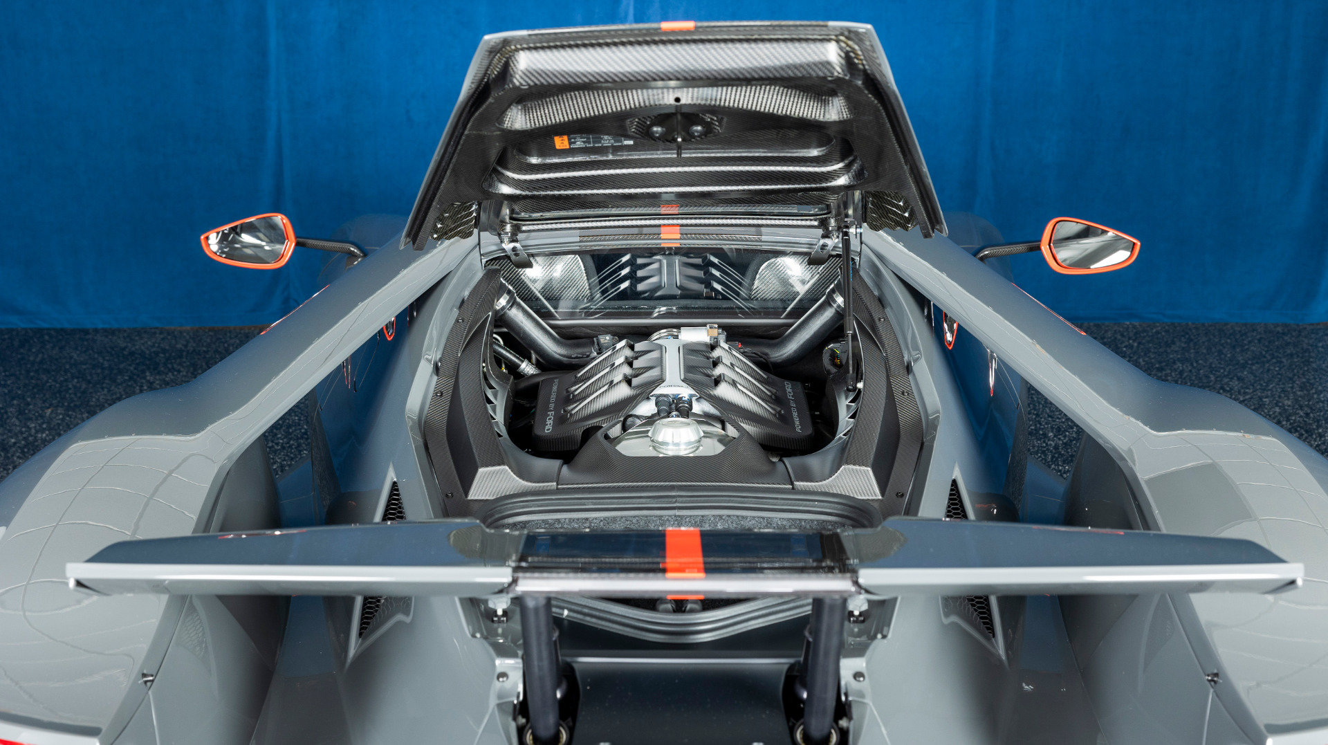Used 2020 Ford GT Carbon Series RWD image 17