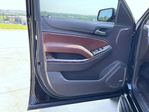 Used 2018 Chevrolet Tahoe Premier w/ Max Trailering Package AWD/4WD image 10