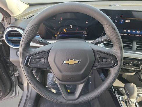 New 2026 Chevrolet Trax LT image 27